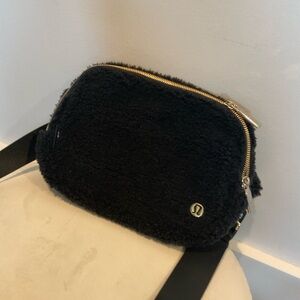 NWOT! lululemon Black Fuzzy Sherpa Crossbody Bag